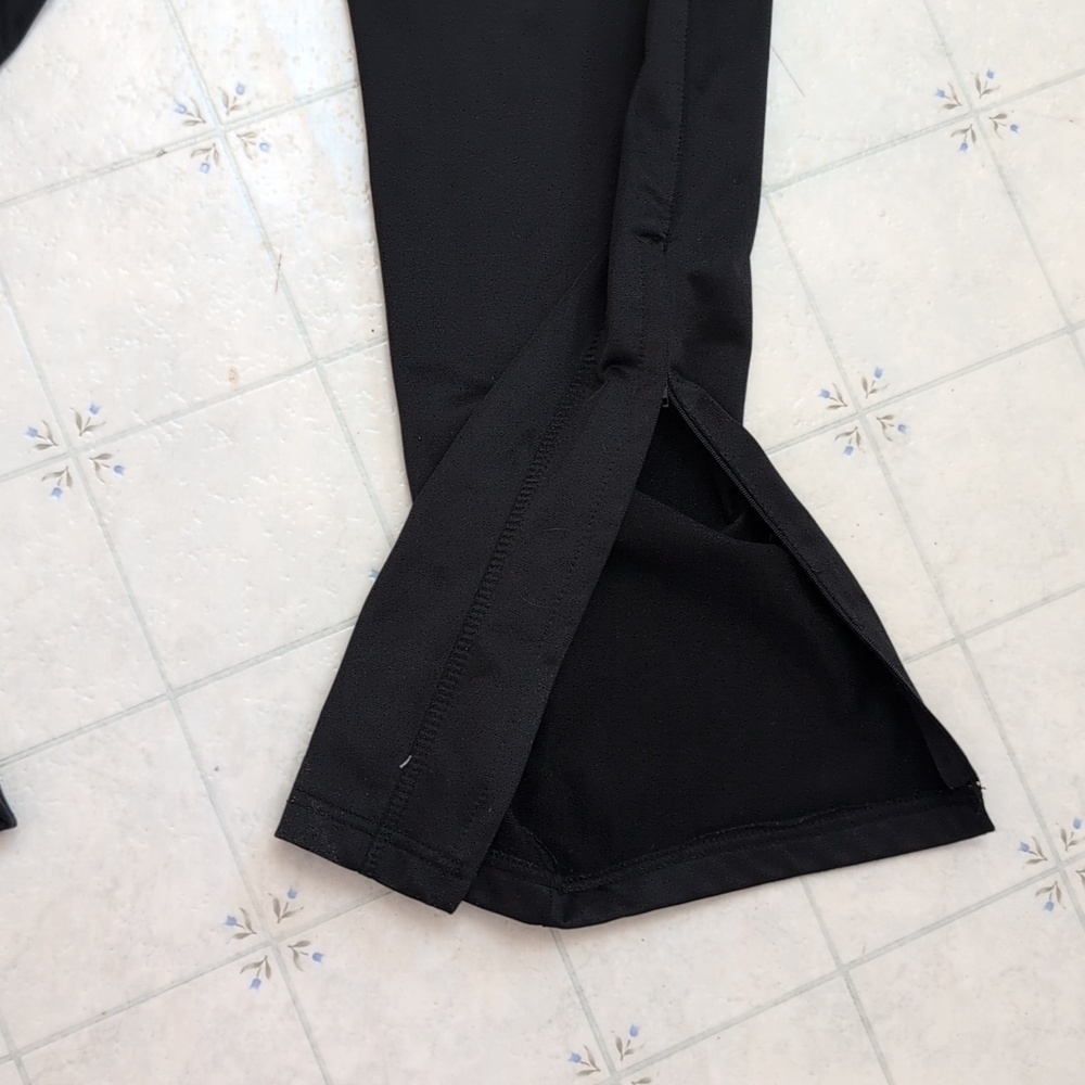 Tupperware®️ Track Suit - Picture 4 of 7